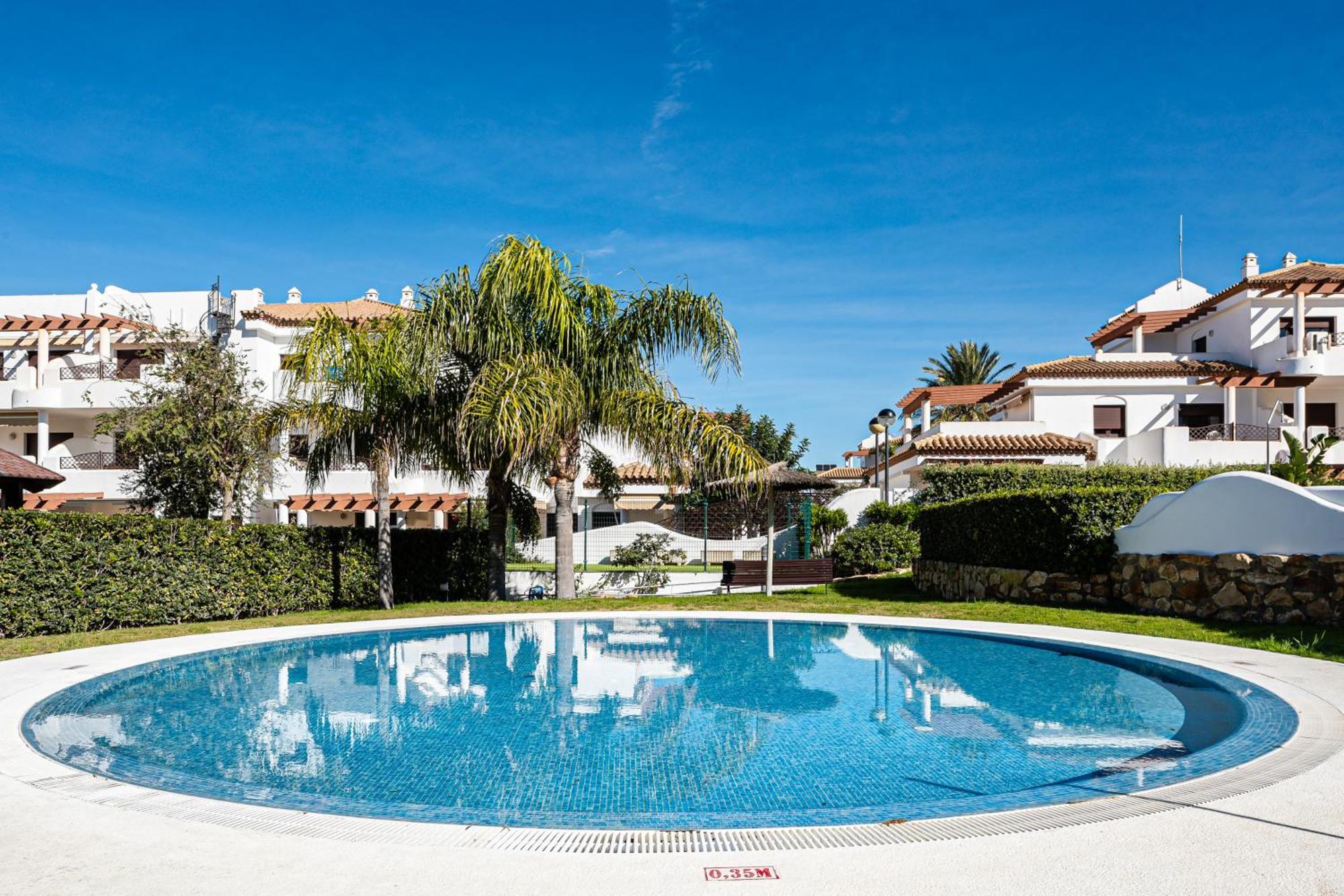 Apartamento Familiar Muy Soleado Cerca De La Playa Y Parking Incluido Chiclana de la Frontera Εξωτερικό φωτογραφία