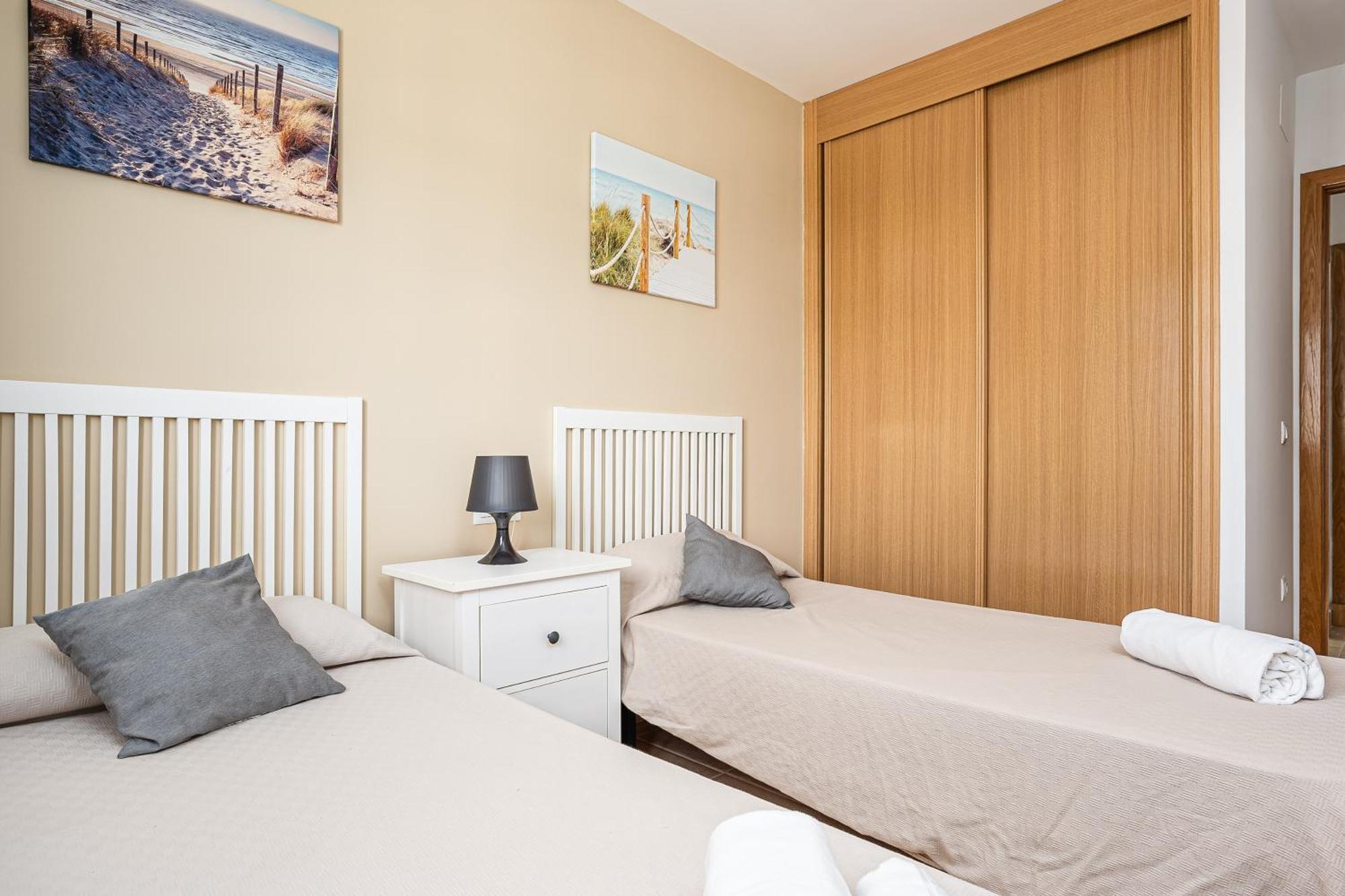Apartamento Familiar Muy Soleado Cerca De La Playa Y Parking Incluido Chiclana de la Frontera Εξωτερικό φωτογραφία