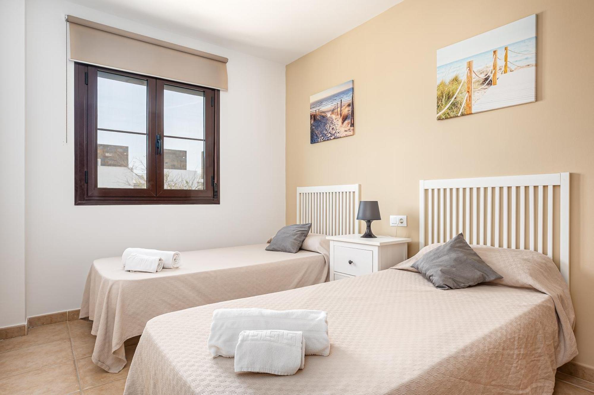 Apartamento Familiar Muy Soleado Cerca De La Playa Y Parking Incluido Chiclana de la Frontera Εξωτερικό φωτογραφία